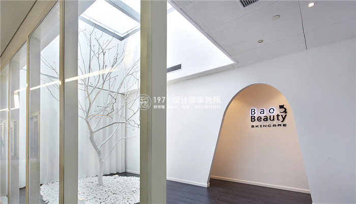 <a href=http://rl688.cn/meirongdiansheji/ target=_blank class=infotextkey>合肥美容院設計</a>